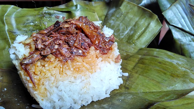 Gegok: Sego Gegok, merupakan makanan khas yang menjadi primadona di Kecamatan bendungan | foto mastrigus